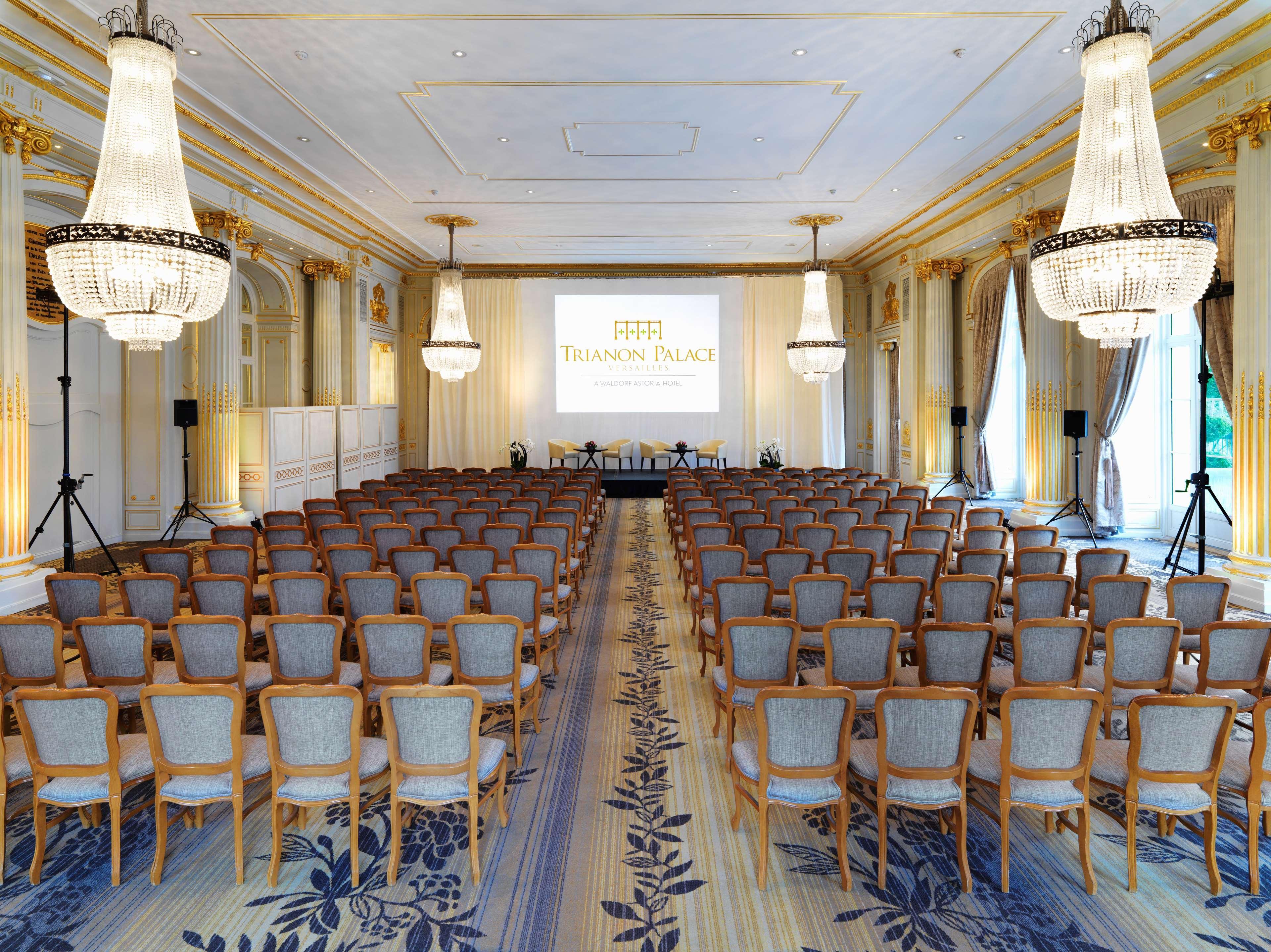 Waldorf Astoria Versailles - Trianon Palace Exteriör bild The ballroom