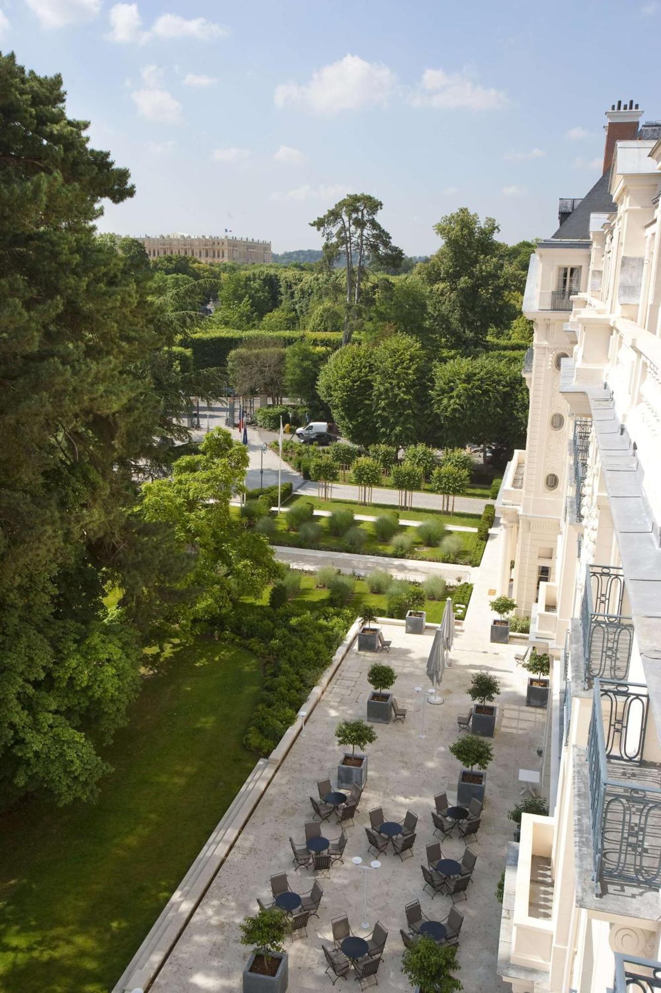 Waldorf Astoria Versailles - Trianon Palace Exteriör bild